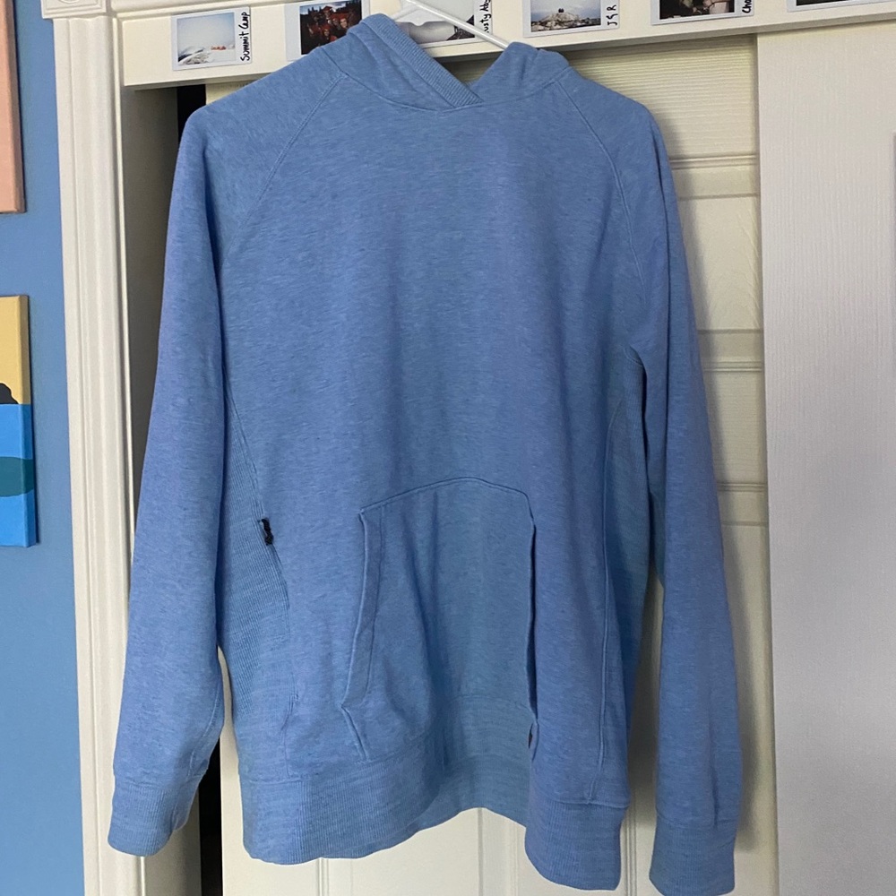 Mountain hardware hoodie